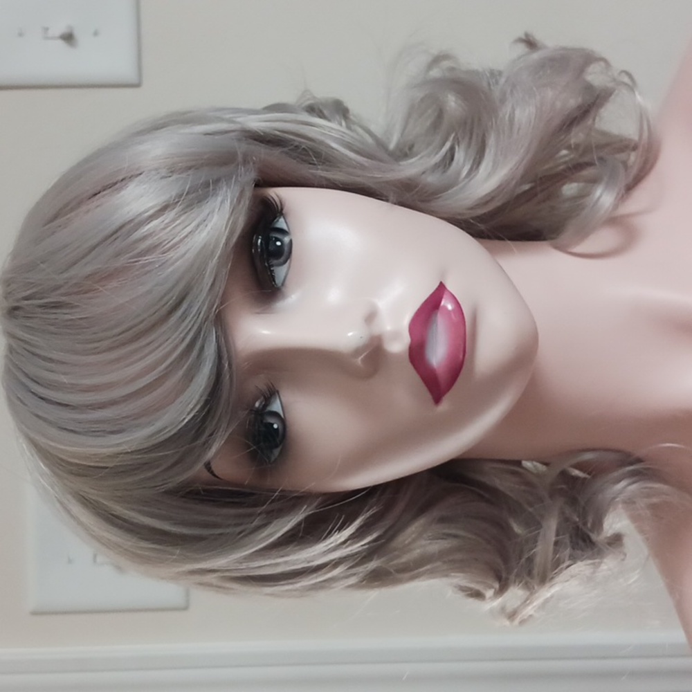 Short silver wig